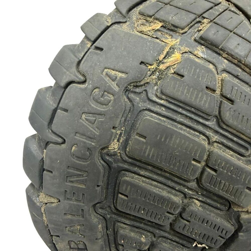 Balenciaga Track Sneakers in Black Polyurethane - Picture 9 of 12